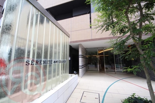 セレニテ本町グランデの物件外観写真