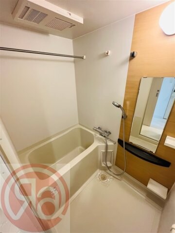 セレニテ本町グランデの物件内観写真