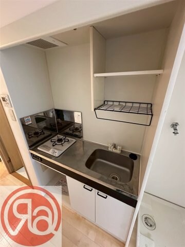 ＳＨＩＮＥ＆ＳＨＩＮＥ５５の物件内観写真