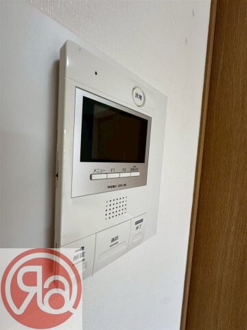 ＳＨＩＮＥ＆ＳＨＩＮＥ５５の物件内観写真