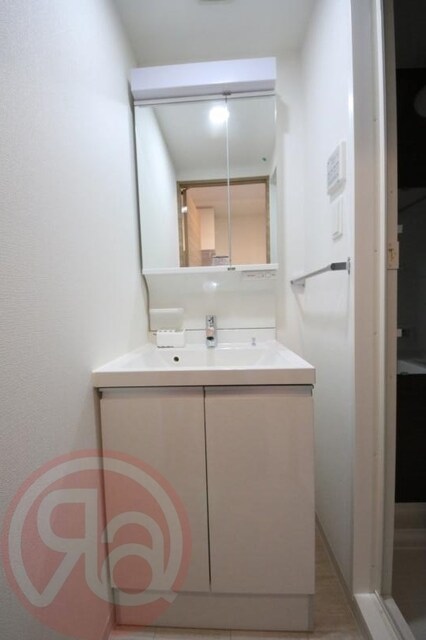 大国町駅 徒歩4分 11階の物件内観写真