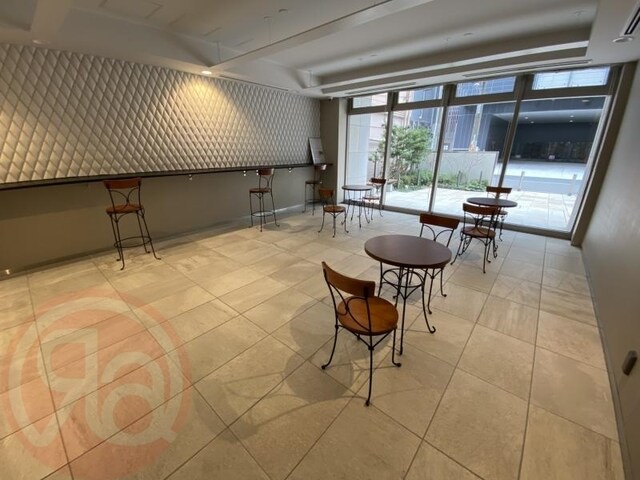 四ツ橋駅 徒歩2分 6階の物件外観写真