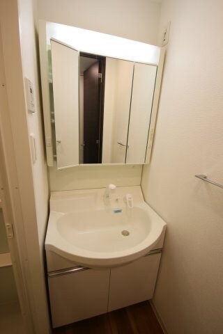 四ツ橋駅 徒歩2分 6階の物件内観写真