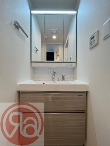 シーズンフラッツ新町の物件内観写真