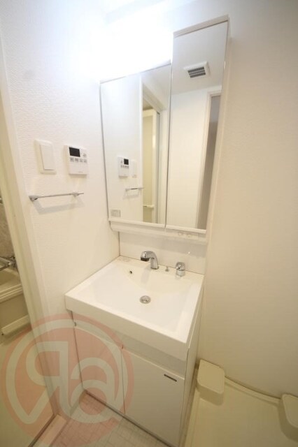 阿波座駅 徒歩8分 3階の物件内観写真