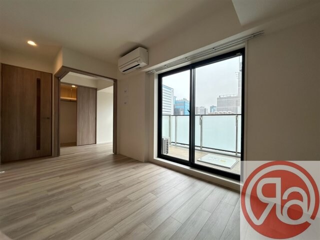 コンフォリア・リヴ本町WEST Qの物件内観写真