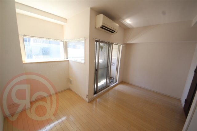 レジディア江戸堀の物件内観写真