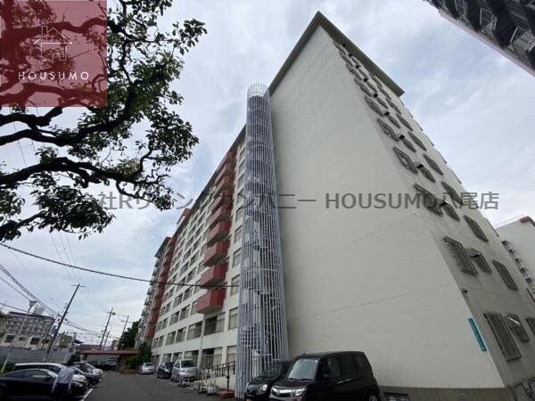 メガロコープ平野2号棟の物件外観写真