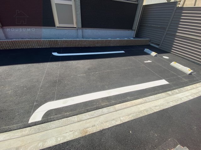 カーサ・オストロの物件外観写真