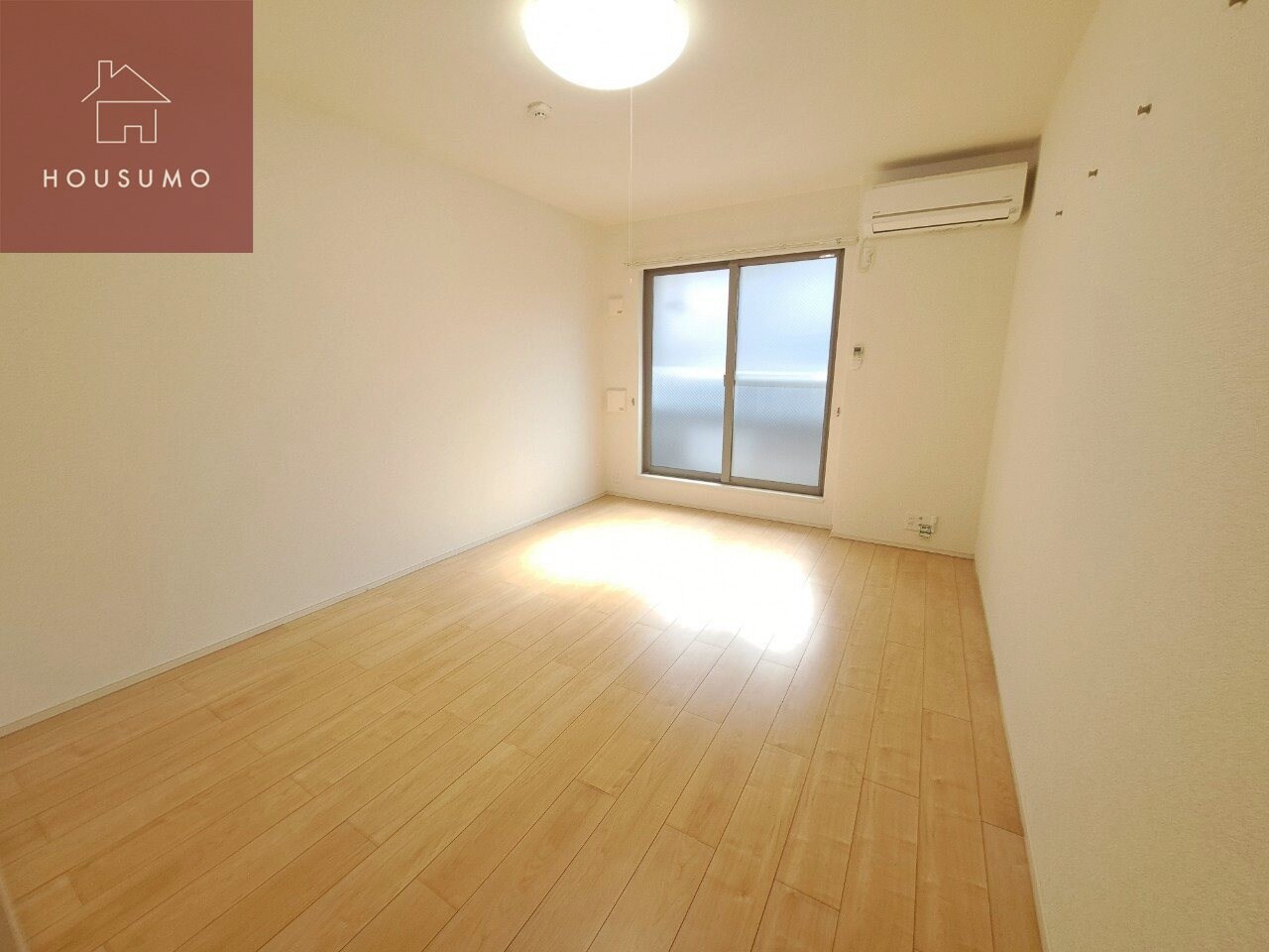 巽北ロイヤルヴィラの物件内観写真