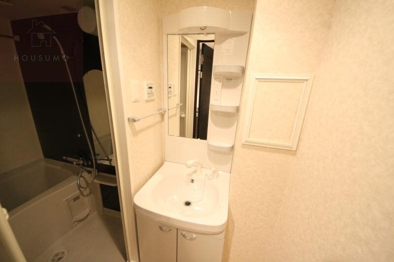 ラグゼ布施駅前の物件内観写真