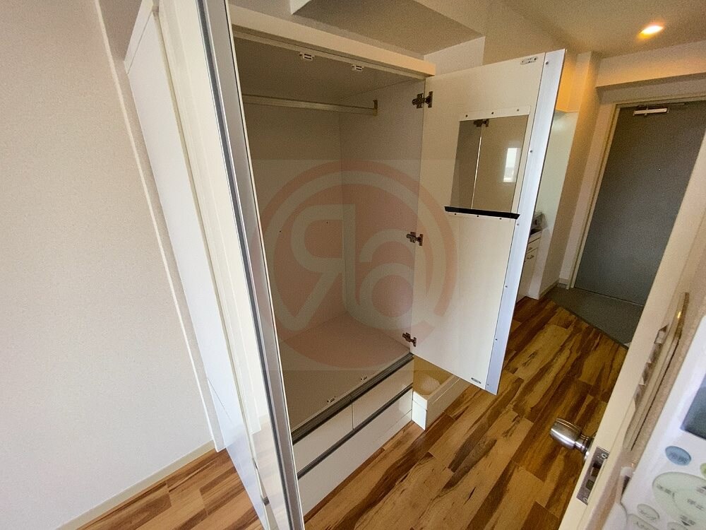 ノアーズアーク長田21の物件内観写真