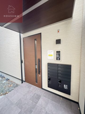 badge tomoi Est Ⅴの物件外観写真