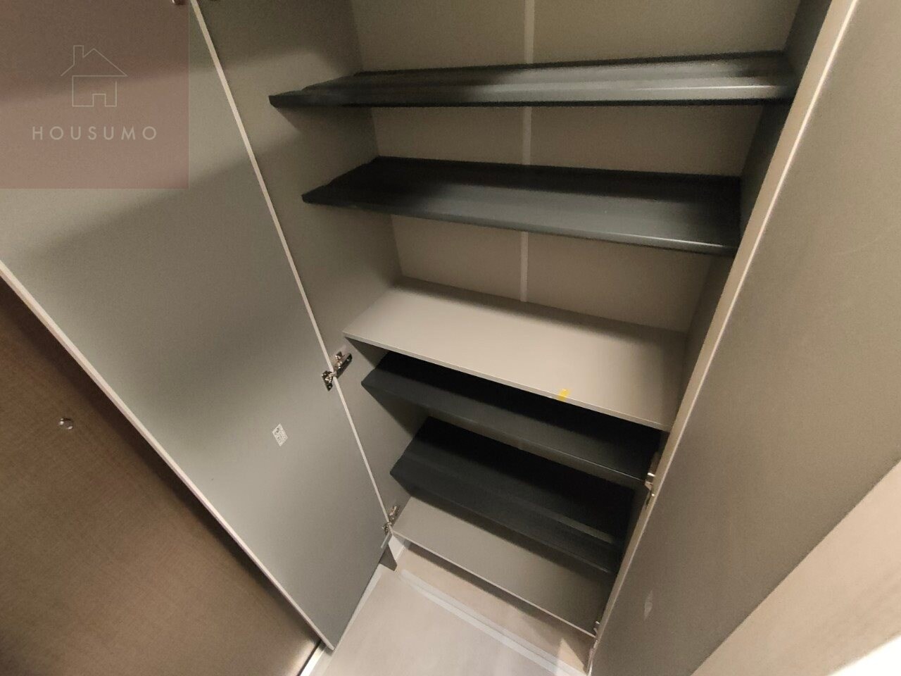 グランカーサ高井田の物件内観写真