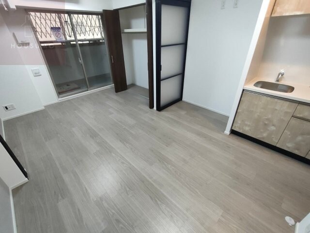 グランカーサ高井田の物件内観写真