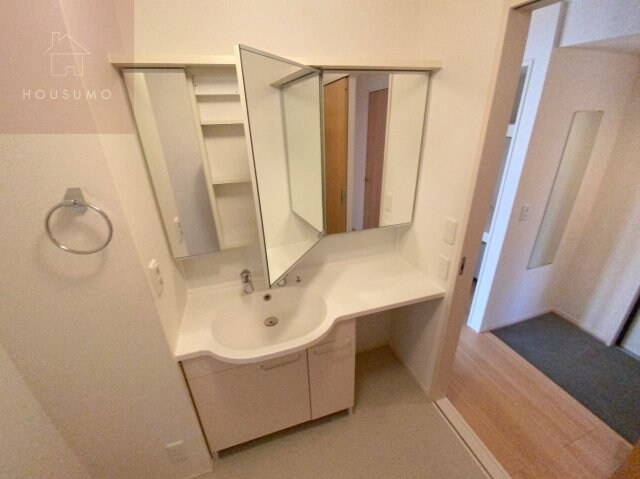 おばつじアイビーコートB棟の物件内観写真