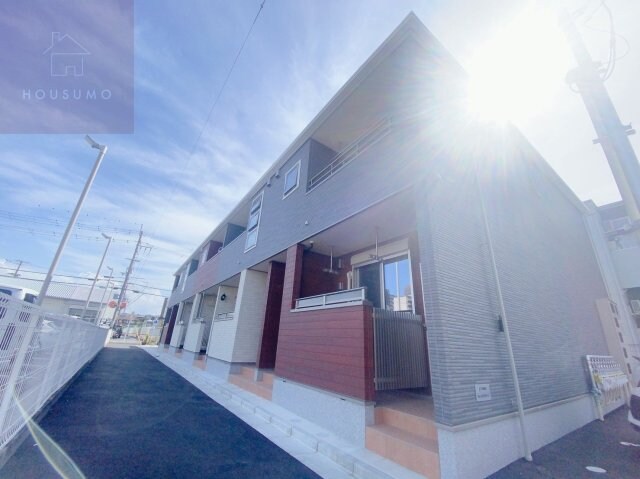 ジャイオスの物件外観写真