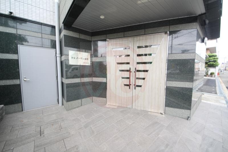 トレノーヴェ南巽の物件外観写真