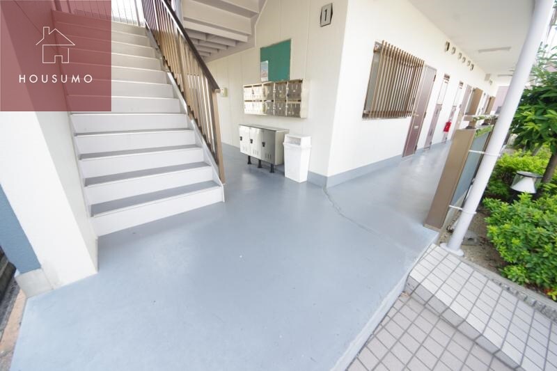 サウスワードの物件外観写真