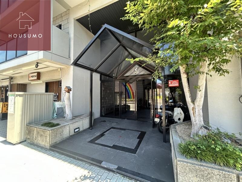 アイプラザの物件外観写真