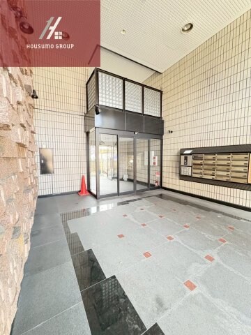 アイプラザの物件外観写真