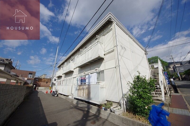 KMKハイツの物件外観写真