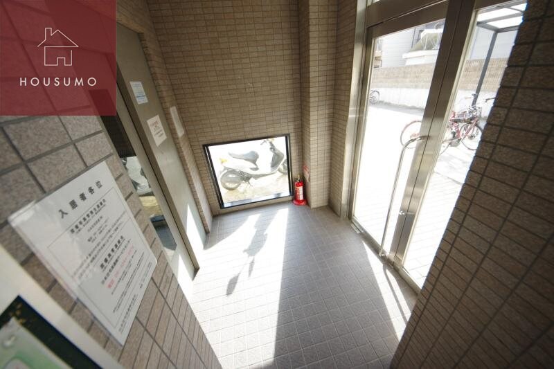 吉鴻ハイネスⅢの物件外観写真