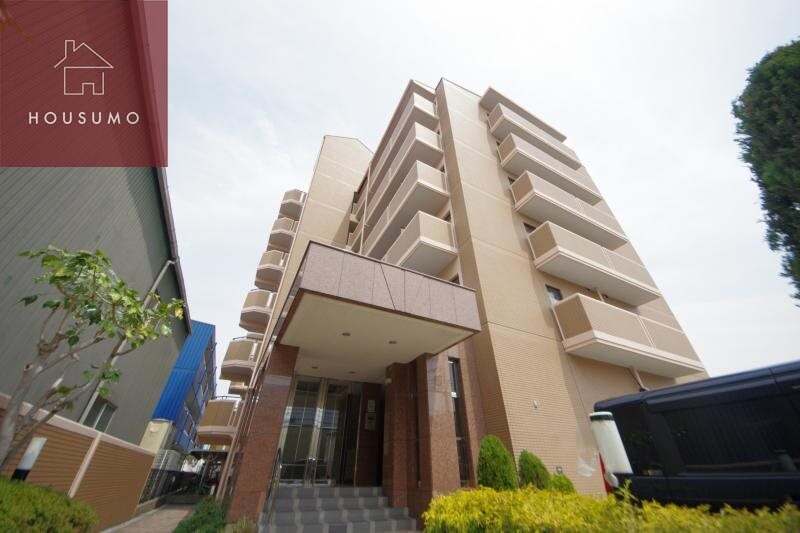 グラン・ドミールの物件外観写真