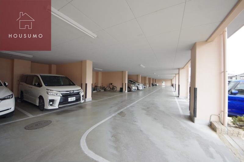 グラン・ドミールの物件外観写真