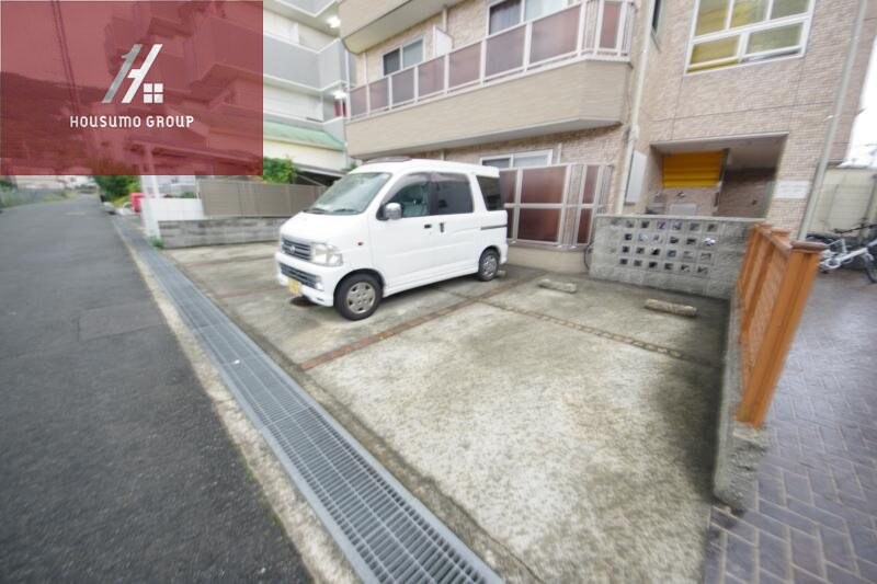 プルメリアコートの物件外観写真