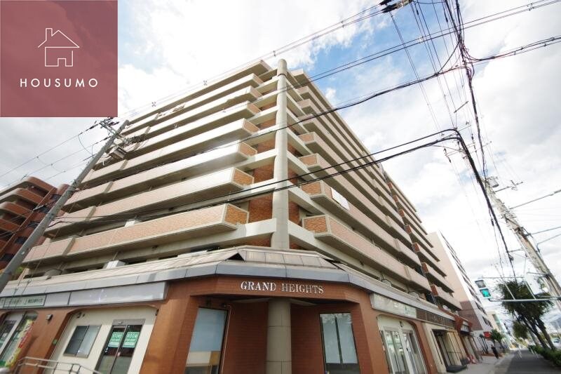 グランドハイツの物件外観写真