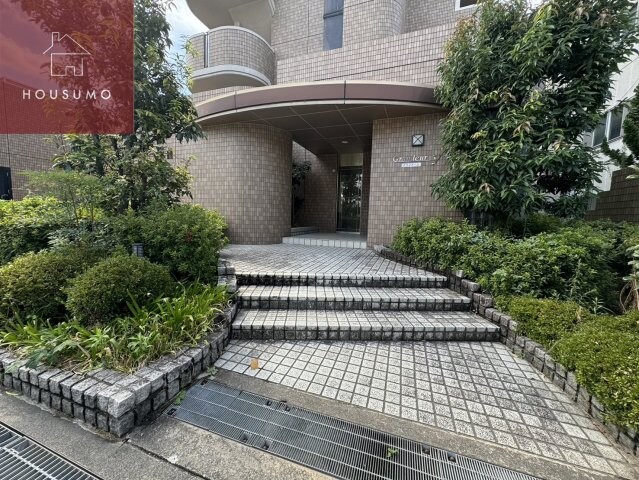 グランドールYの物件外観写真