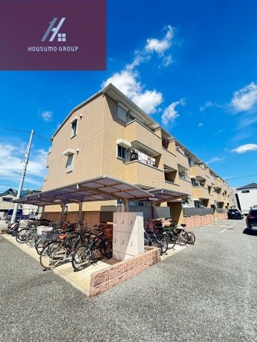 グランシャリオSGの物件外観写真