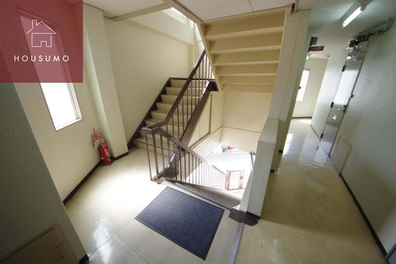 本町ビルの物件外観写真