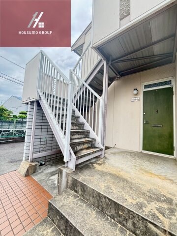 ロイヤルハイツの物件外観写真