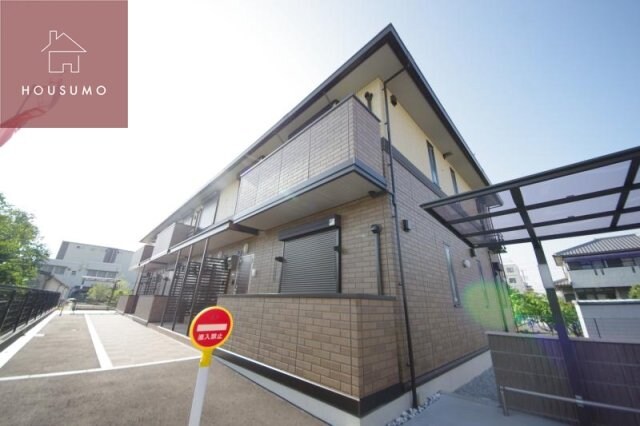 グロリアの物件外観写真