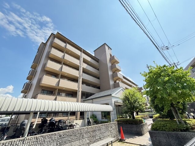 リヴェール緑地の物件外観写真