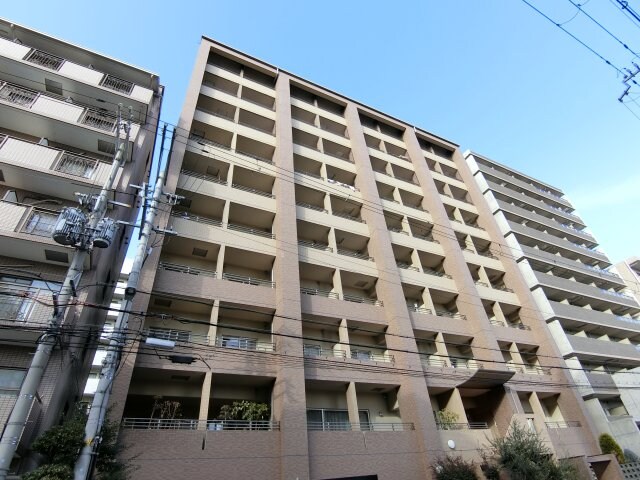 プルミエールメゾン江坂の物件外観写真