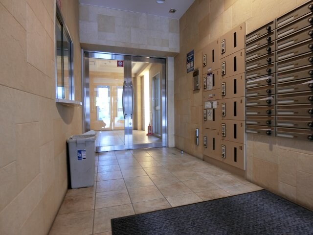 プルミエールメゾン江坂の物件外観写真