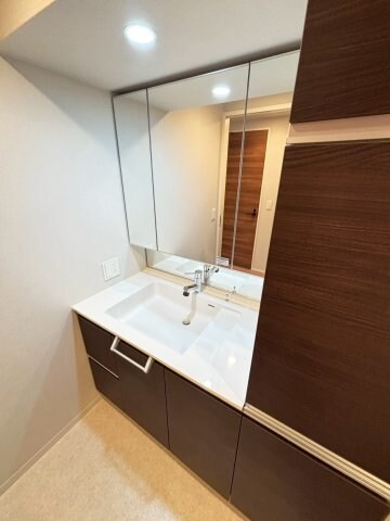 Refisia箕面船場の物件内観写真