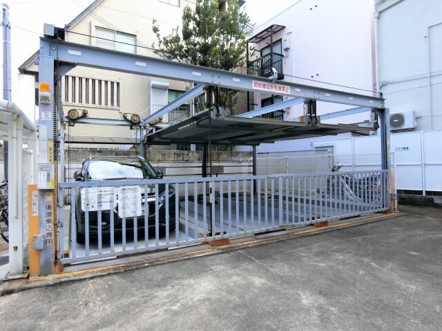 第6関根マンションの物件外観写真