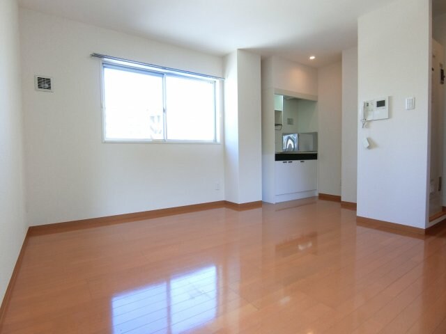 ミラクルセブン江坂の物件内観写真