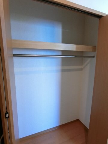 ミラクルセブン江坂の物件内観写真