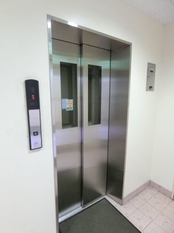 ミラクルセブン江坂の物件内観写真