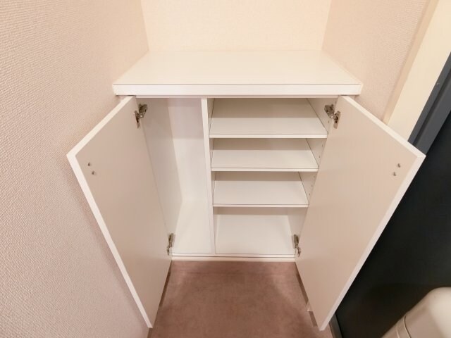 ミラクルセブン江坂の物件内観写真