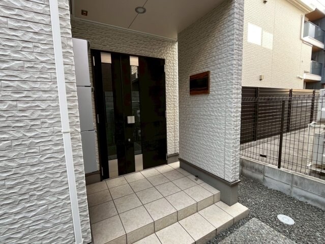 江坂駅 徒歩5分 2階の物件外観写真