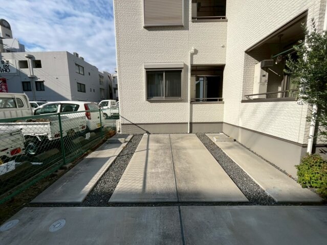 江坂駅 徒歩5分 2階の物件外観写真