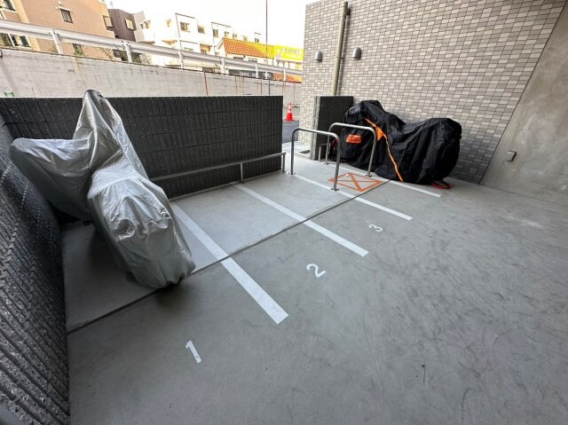 エスリード江坂アンムートの物件外観写真