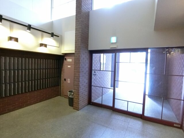 ドゥーエ江坂Ⅲの物件外観写真