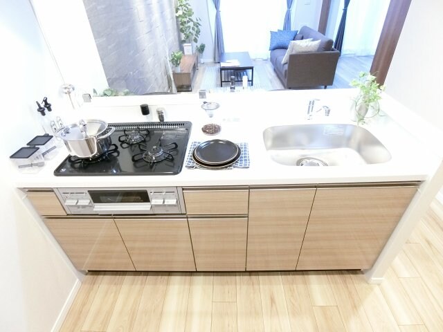 スプランディッド江坂駅前の物件内観写真